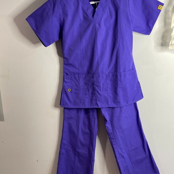 Spread Good Cheer Purple Scrubs Scrub Top & Bottom Womens Size XXS - Picture 1 of 9